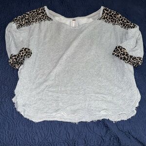 Free People On/Off Oversized Shoulder Leopard Thin Sweater Top